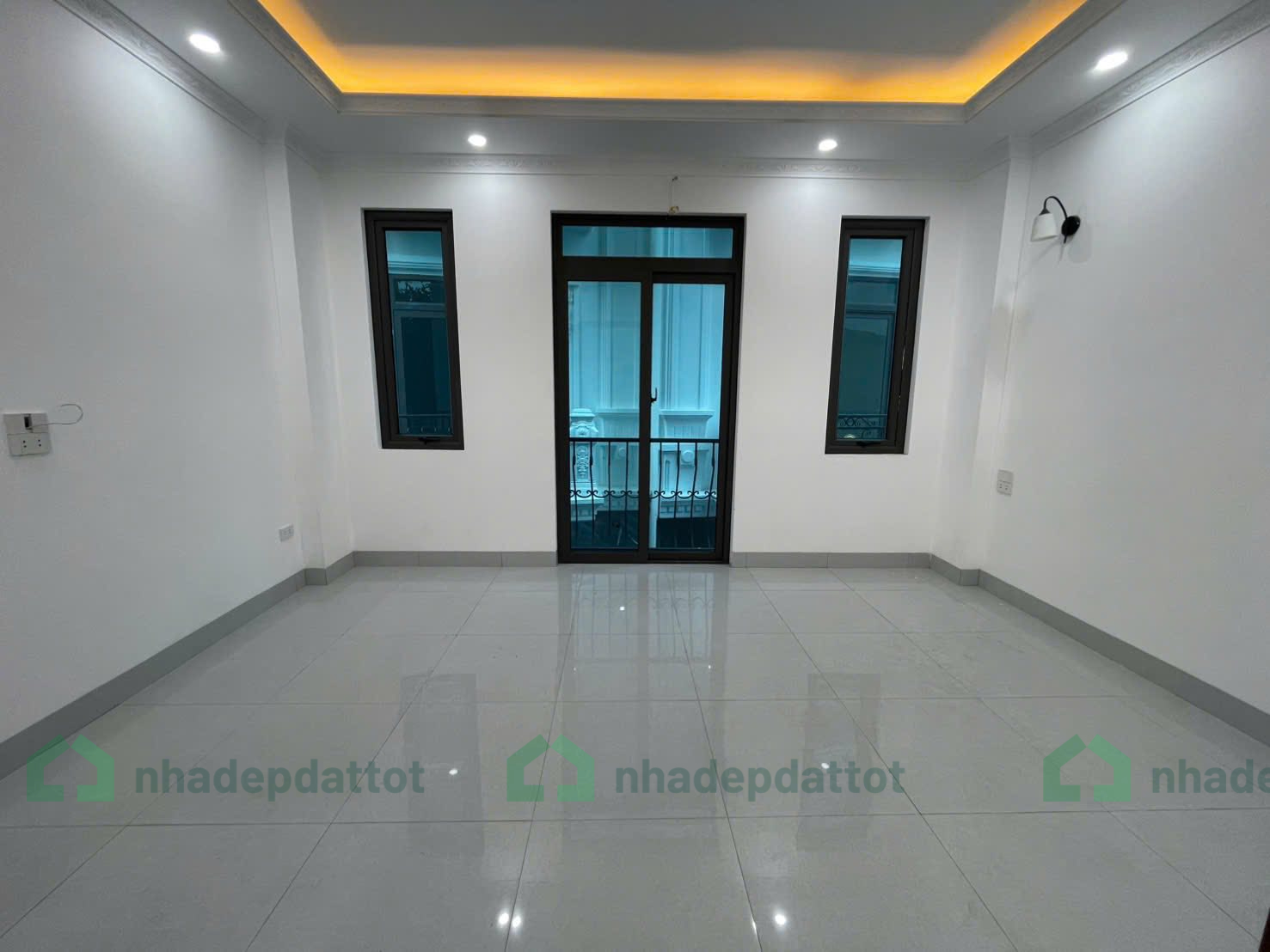 Nhà 5 tầng Yên Nghĩa Hà Đông 5,4 tỷ 33,5m2