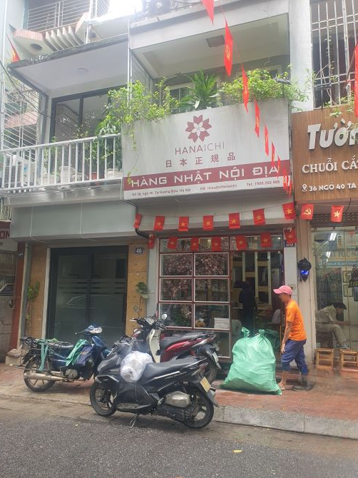 Bán nhà phân lô ngõ 40 Tạ Quang Bửu, ô tô tránh, 120m2, 4 tầng, mặt tiền 8m, kinh doanh