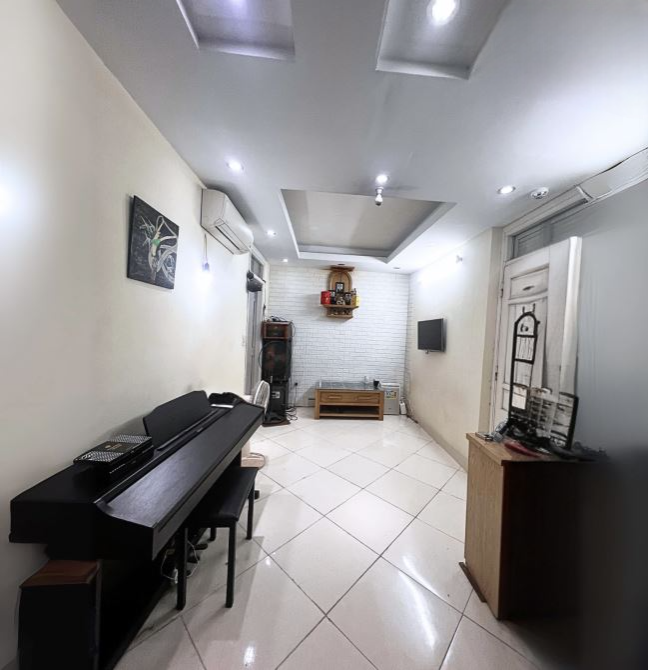 Chính chủ bán căn hộ dịch vụ tại Bạch Mai, 53m2 2 ngủ, 1 khách 1 bếp 1 vs.