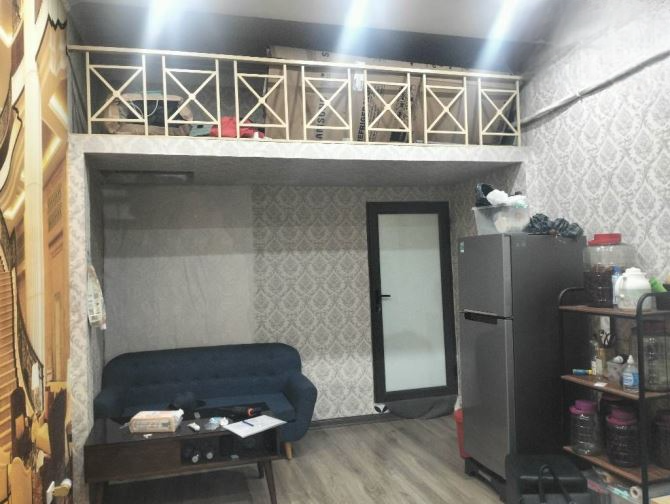 LÒ ĐÚC – NHÀ ĐẸP Ở NGAY – ĐỦ CÔNG NĂNG