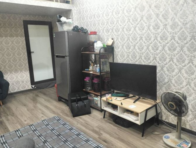 LÒ ĐÚC – NHÀ ĐẸP Ở NGAY – ĐỦ CÔNG NĂNG