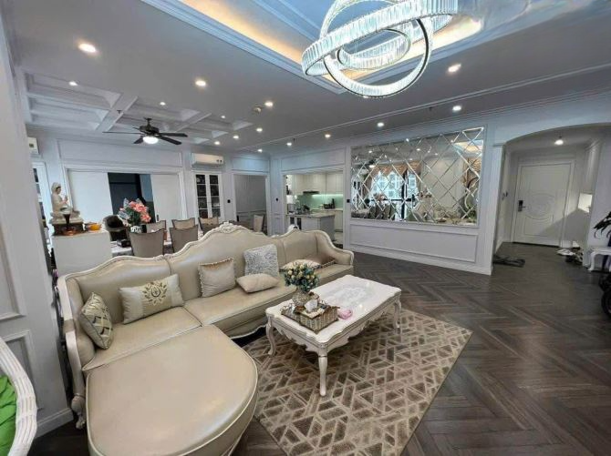 BÁN NHÀ 5 TẦNG Hai Bà Trưng - FULL NỘI THẤT - HÀNG XÓM TIME CITY