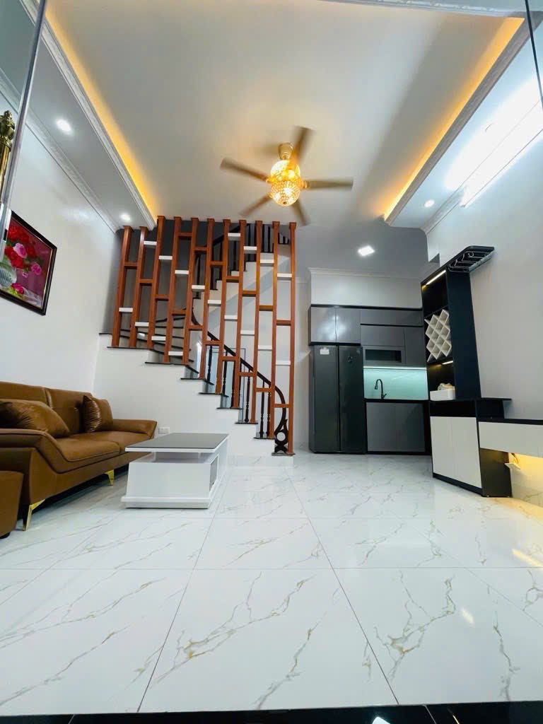 THÁI HÀ - THÁI THỊNH-ĐỐNG ĐA : DT 30m2 - GIÁ 6.X TỶ