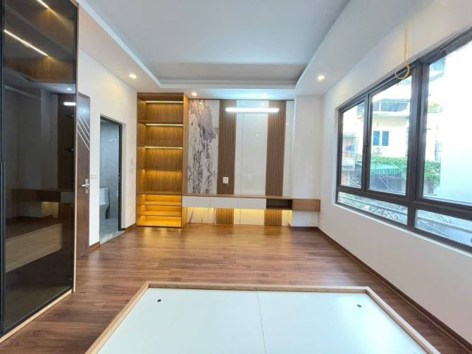 TRẦN KHÁT CHÂN MÀ RẺ HƠN VÀNH ĐAI 3