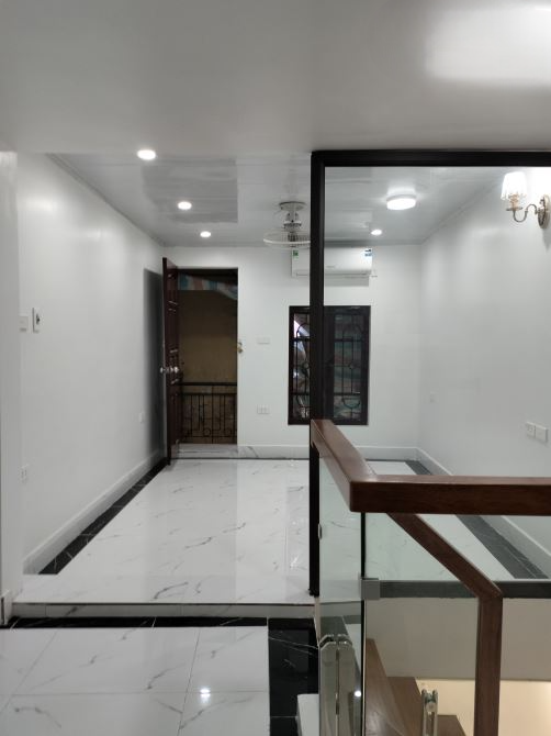 Tập thể Trần Đại Nghĩa, 115m2 3 ngủ 2 thoáng chỉ 4 tỷ 7 có TL. Lh Khánh.