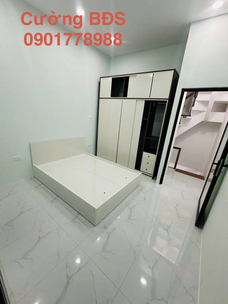 Nhà trung tâm Chợ Giời – Chỉ nhỉnh 6 tỷ – Cách mặt phố 10m – Khung cột chắc chắn