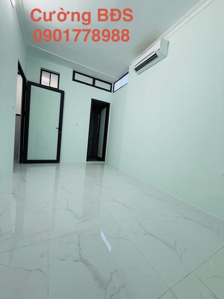 Nhà trung tâm Chợ Giời – Chỉ nhỉnh 6 tỷ – Cách mặt phố 10m – Khung cột chắc chắn