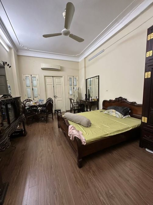 Nhà phân lô phố Lạc Trung, xe oto vào nhà, tránh đỗ, thoáng sáng, văn phòng kinh doanh tốt