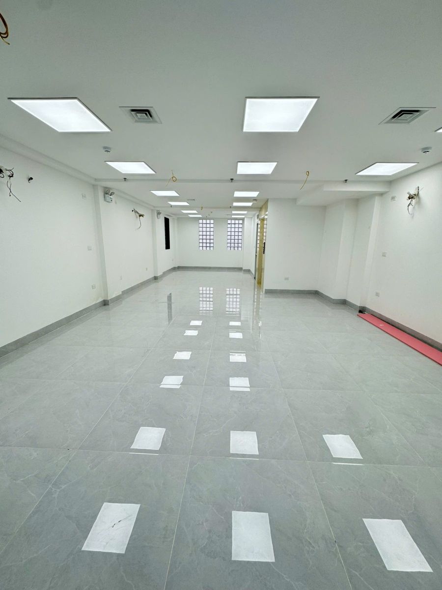 CHO THUÊ NHÀ LÀM VĂN PHÒNG – SPA – LỚP HỌC TẦNG 2-3-4 NGÕ 60 YÊN LẠC – VĨNH TUY