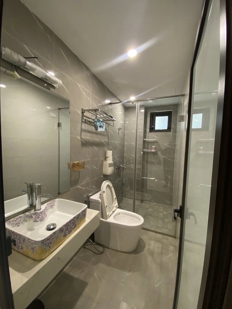 Bán nhà siêu hiếm Hàm Nghi – lô góc – 45m² – 6 tầng – ô tô vào nhà – giá 1x tỷ