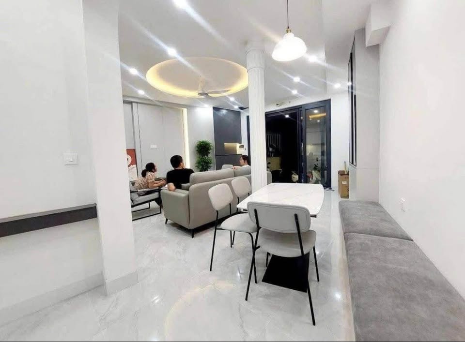Phú Mỹ – nhà dân xây 4 phòng ngủ – trung tâm Nam Từ Liêm - 50m2