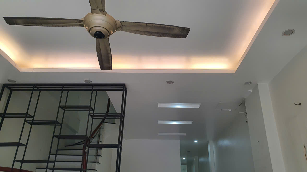 Cho thuê nhà 2 tầng 100m2 Nam Từ Liên, Hà Nội giá 16 triệu/tháng