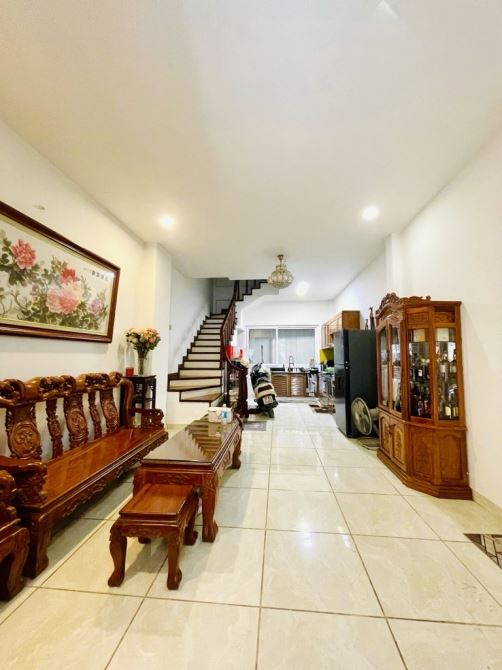 Nhà đẹp Phốhoàng_hoa_thám --- HỘ KHẨU tây_hồ Diện tích 26m2/29m2 x 4 tầng zá : 3.8tỷ