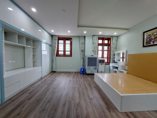 NHÀ ÂU CƠ Ô TÔ ĐỖ CỬA- 77m2 - CHỈ NHỈNH 3 TỶ