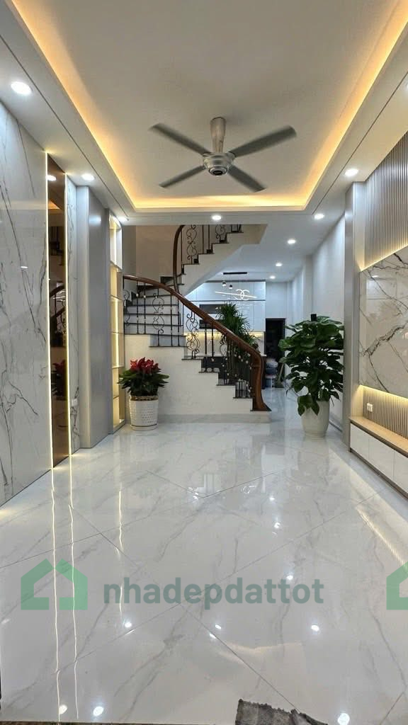NHÀ ĐẸP TRUNG TÂM THANH XUÂN, HÀ NỘI - 65M2 - 8,9 TỶ