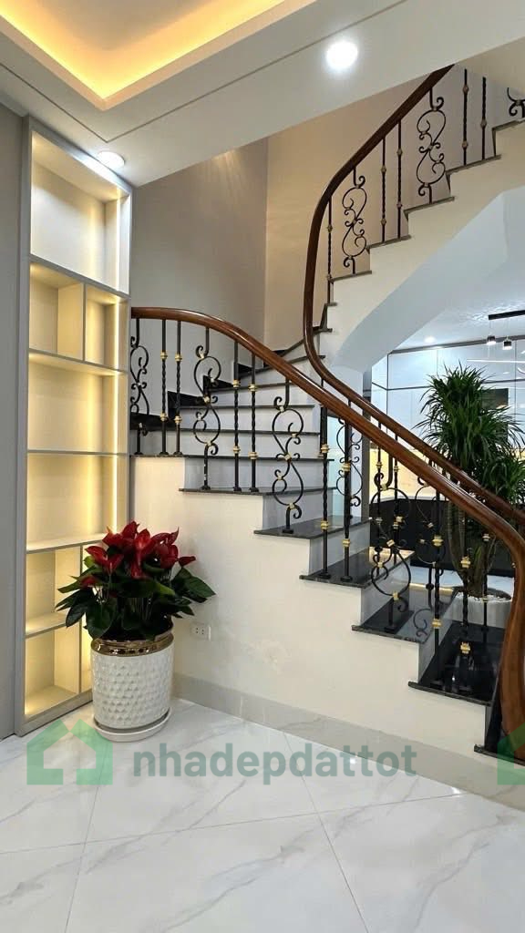 NHÀ ĐẸP TRUNG TÂM THANH XUÂN, HÀ NỘI - 65M2 - 8,9 TỶ