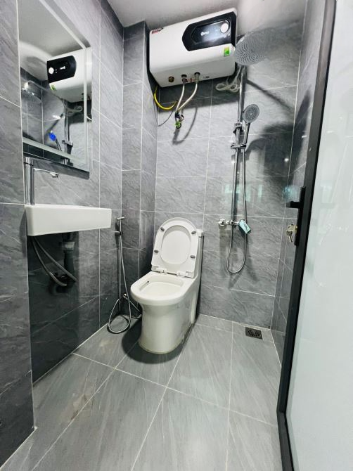BÁN TẬP THỂ TẦNG 2 XÀ PHÒNG HÀ NỘI, NGUYỄN TRÃI, THANH XUÂN – 90M² – 3PN. 3,48 TỶ