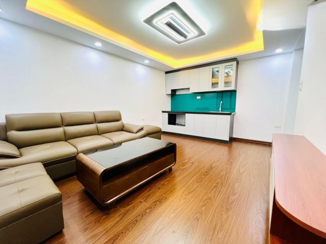 BÁN TẬP THỂ TẦNG 2 XÀ PHÒNG HÀ NỘI, NGUYỄN TRÃI, THANH XUÂN – 90M² – 3PN. 3,48 TỶ