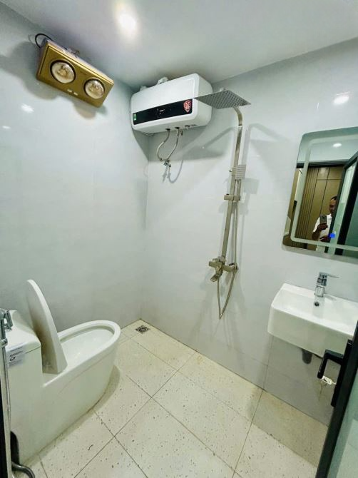 BÁN TẬP THỂ BÓNG ĐÈN, RẠNG ĐÔNG, NGUYỄN TRÃI, THANH XUÂN. 65M2- 3PN.3,1 TỶ