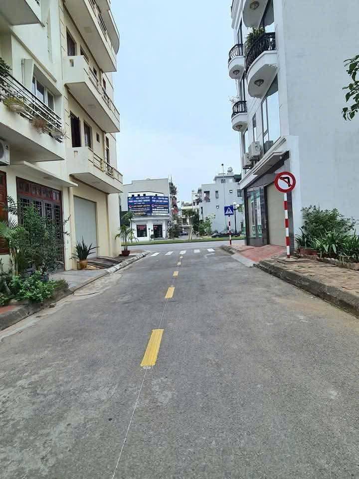 Bán đất KĐT Vạn Phúc – 65m² – Đẹp ngay ngã tư Thanh Bình – Giá tốt