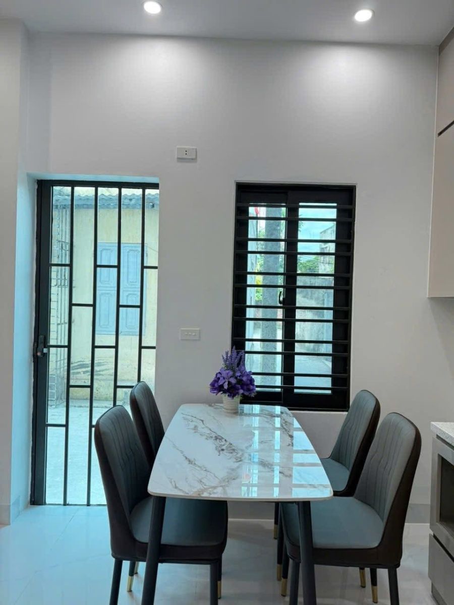 Nhà 3 Tầng “Lô Góc” ngõ phố Ngô Quyền, Hải Dương - 44m2 - 2 tỷ 7xx triệu