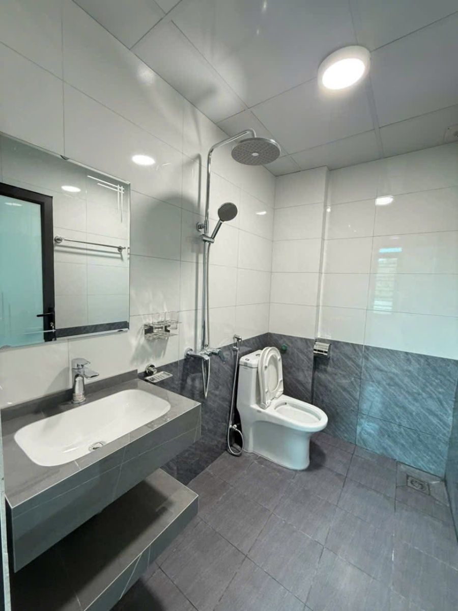 Nhà 3 Tầng “Lô Góc” ngõ phố Ngô Quyền, Hải Dương - 44m2 - 2 tỷ 7xx triệu