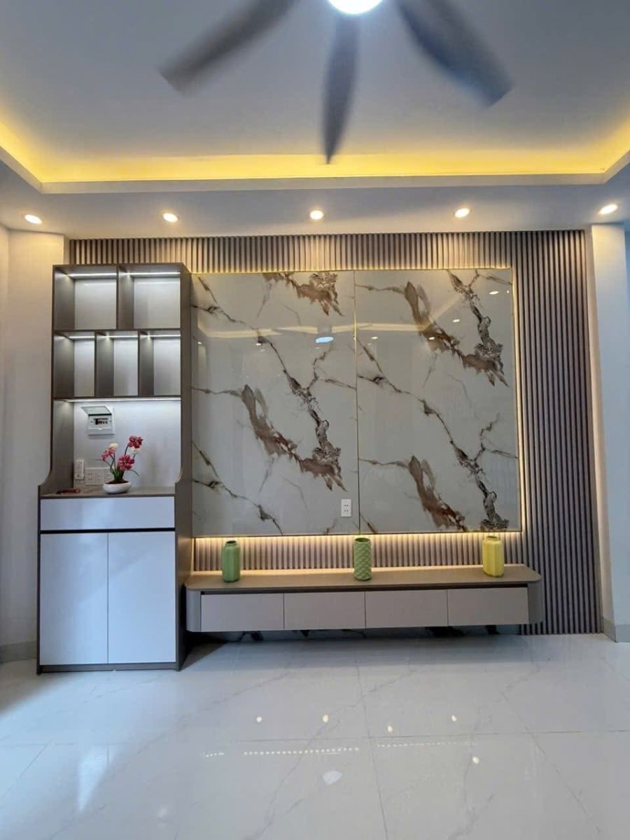 Nhà 3 Tầng “Lô Góc” ngõ phố Ngô Quyền, Hải Dương - 44m2 - 2 tỷ 7xx triệu