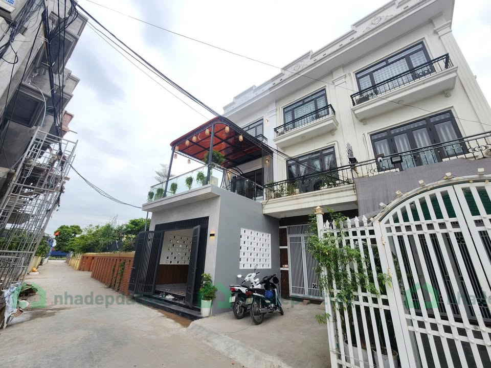 SIÊU PHẨM FULL NỘI THẤT CAO CẤP – HY TÁI, HỒNG THÁI, AN DƯƠNG - 3 TỶ 400 TRIỆU