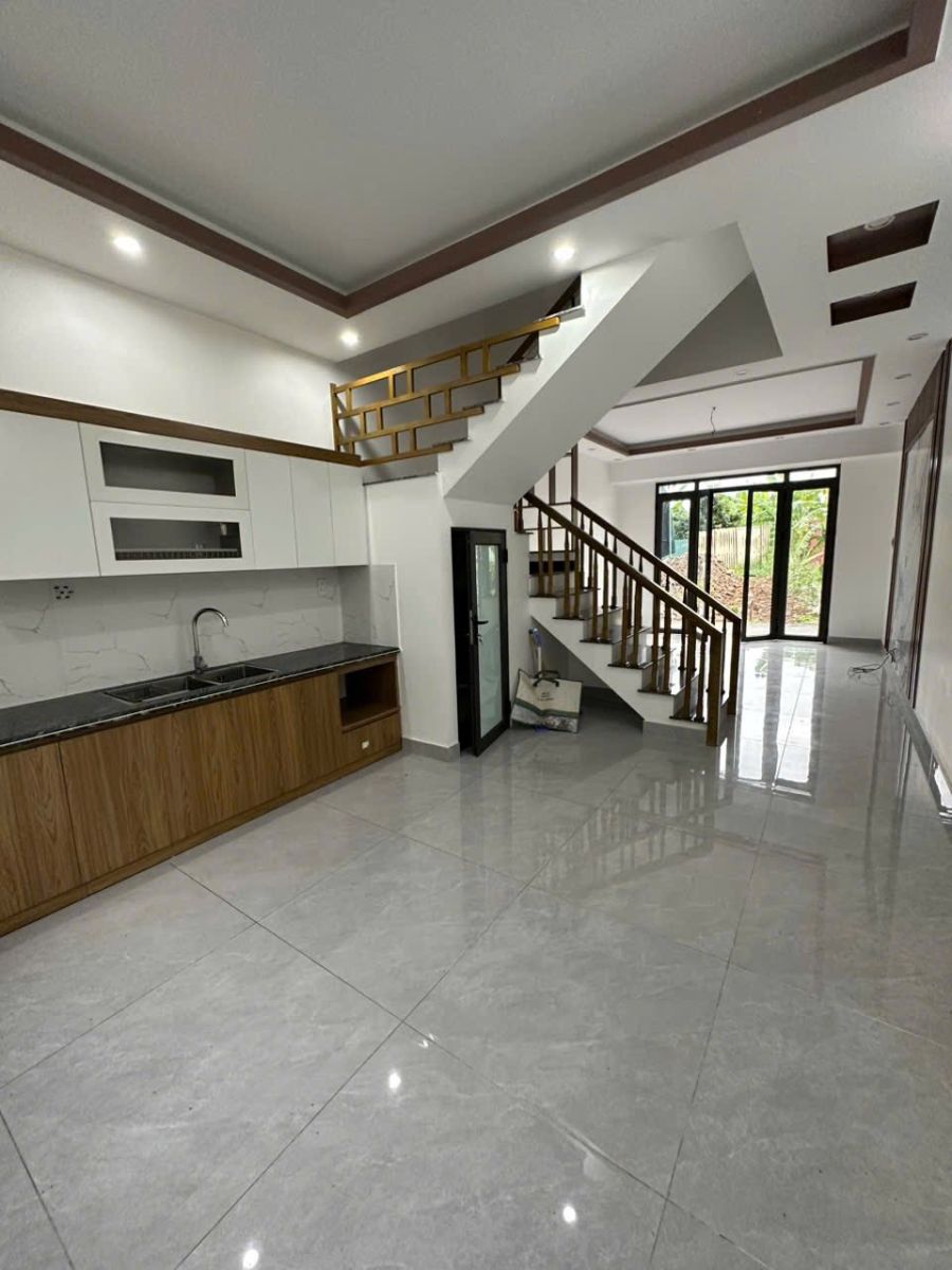 Bán Nhà 3 Tầng Trung Tâm Thị Trấn An Dương – 43,4m² – Giá 2 tỷ 250 triệu