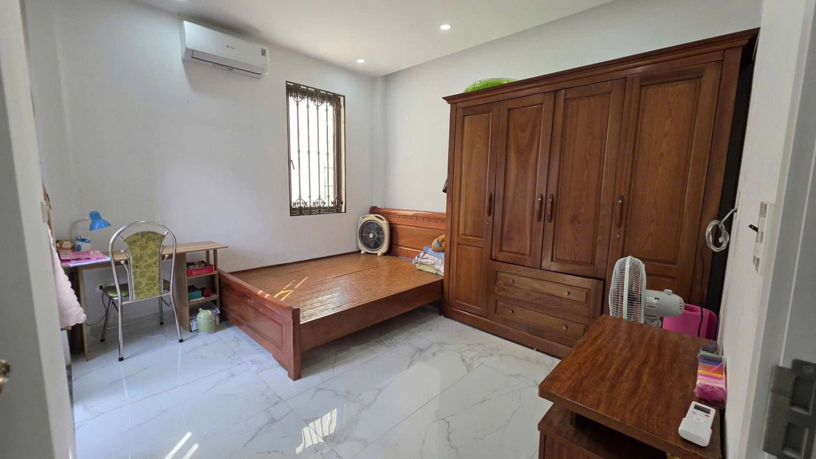 Nhà 3 tầng phố Rế – An Dương – Giá 2.x tỷ