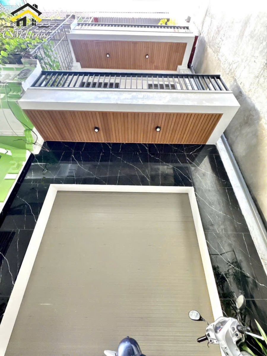 Bán Nhà Ngõ 67 Phố Ngô Gia Tự – 40m² – 3,5 Tầng – Giá 2,8 Tỷ