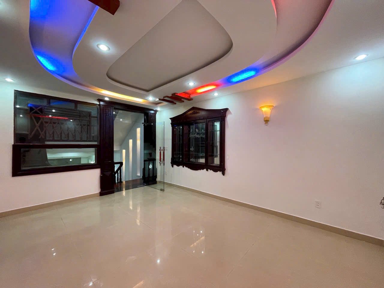 SIÊU PHẨM 4 TẦNG – KHU PHÂN LÔ VĂN CAO – KHÔNG GIAN SỐNG ĐẲNG CẤP
