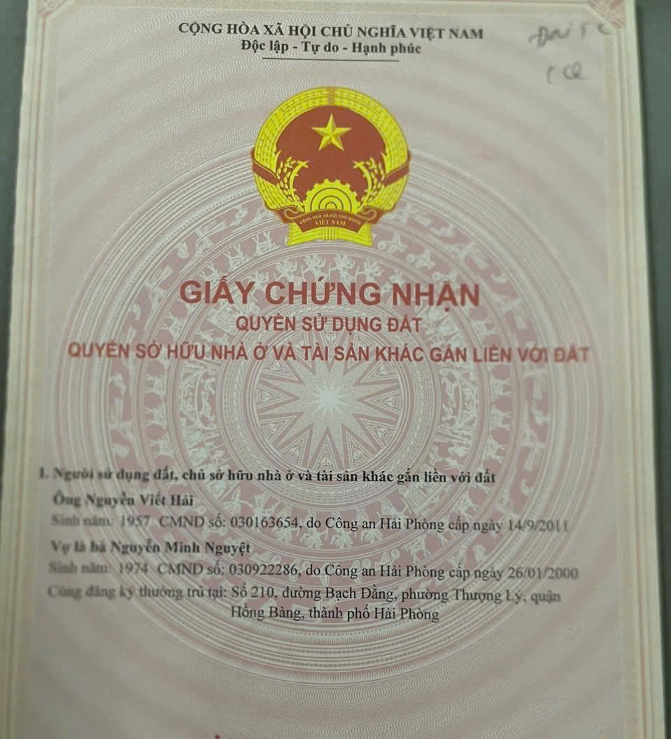 🏠BÁN NHÀ MẶT PHỐ HIẾM – 3,5 TẦNG – VỈA HÈ RỘNG – SỔ ĐỎ🏠