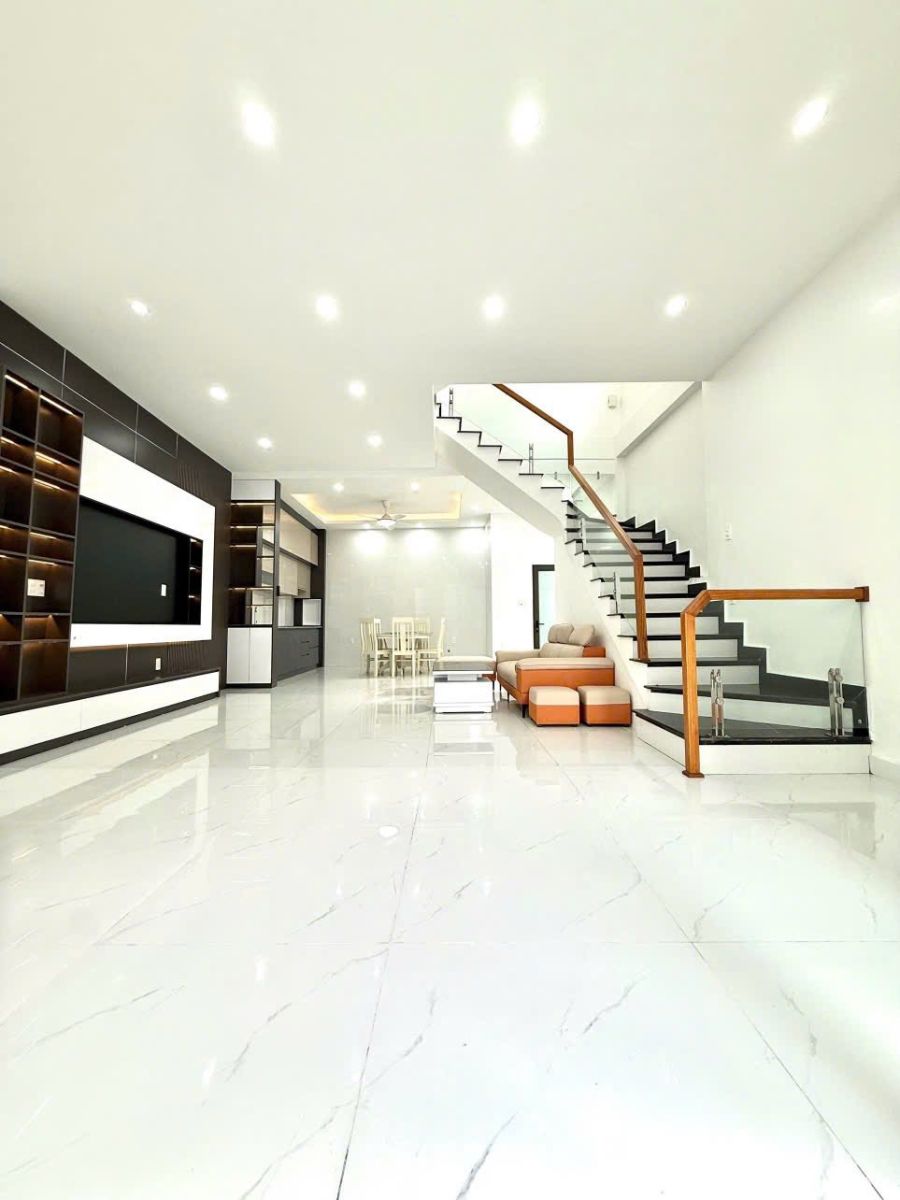 Bán nhà ngõ 101 Khúc Hạo – Thiên Lôi 60m2 giá 4 tỷ 050 triệu
