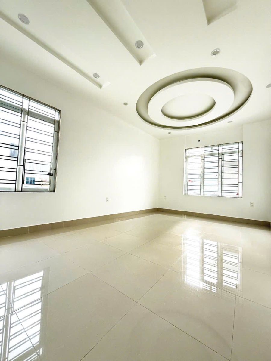 Bán nhà ngõ 101 Khúc Hạo – Thiên Lôi 60m2 giá 4 tỷ 050 triệu