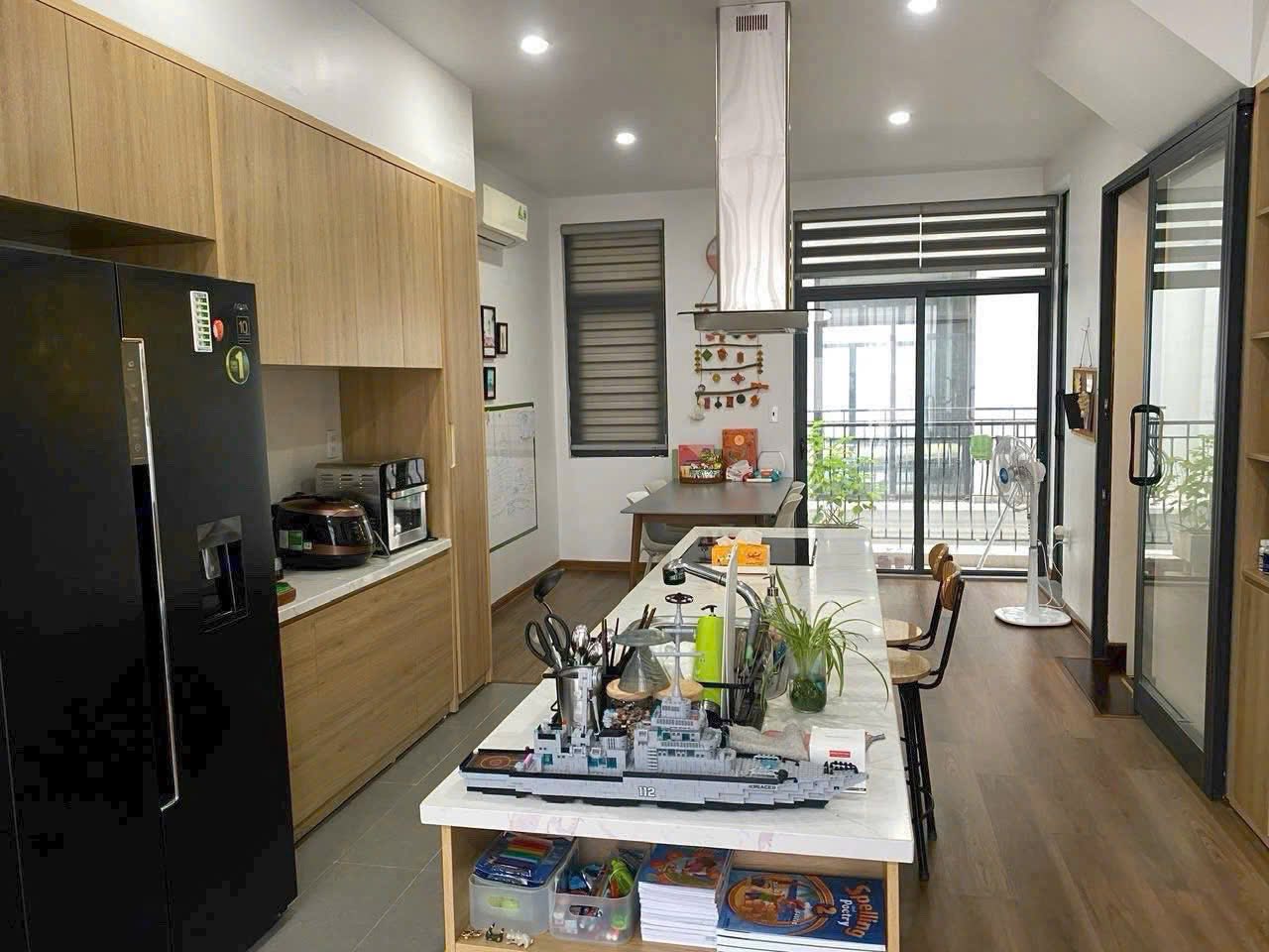 Bán Nhà Vin Marina – Võ Nguyên Giáp – 68m² x 5 Tầng – Giá 9,9 Tỷ