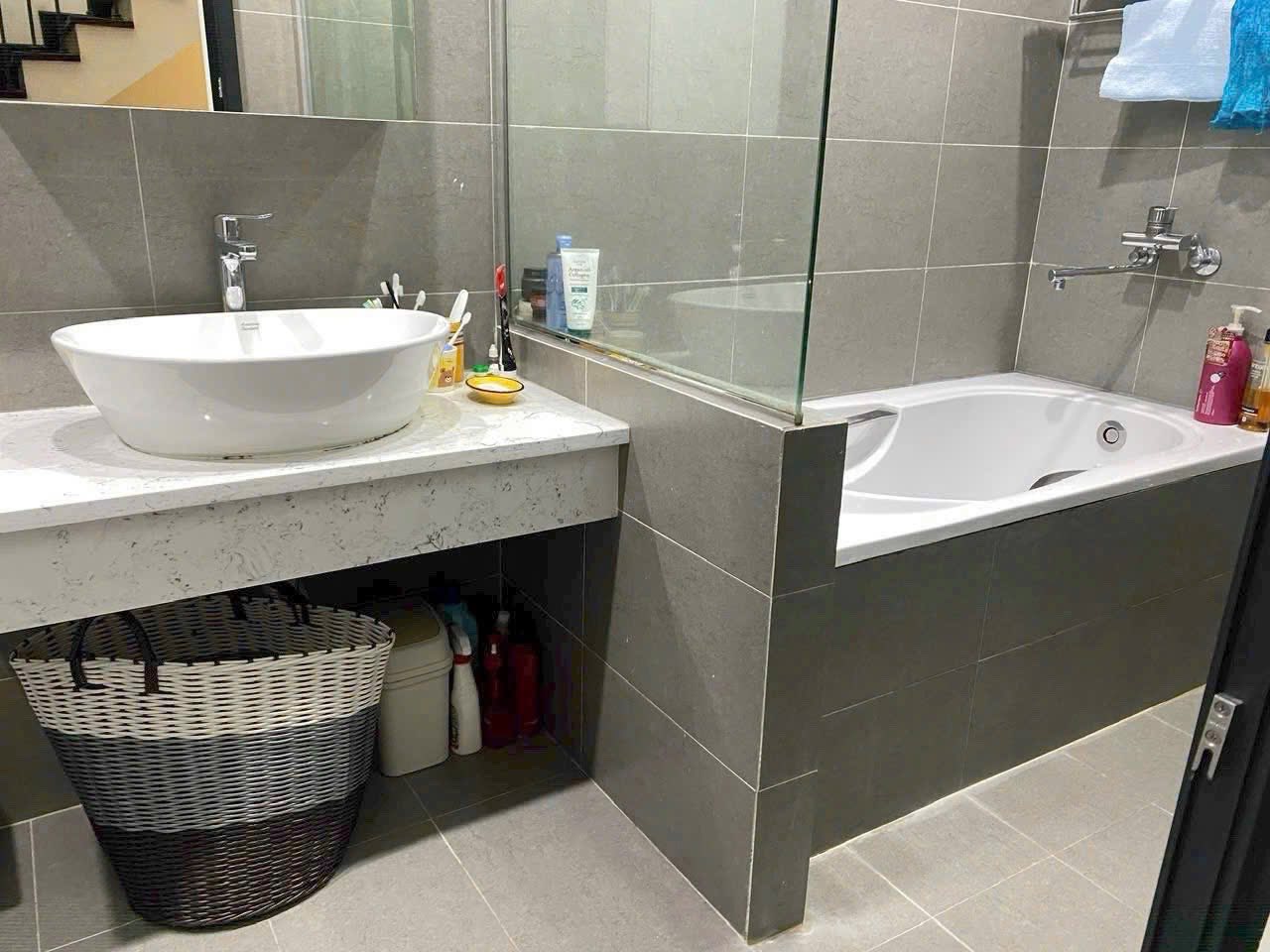Bán Nhà Vin Marina – Võ Nguyên Giáp – 68m² x 5 Tầng – Giá 9,9 Tỷ