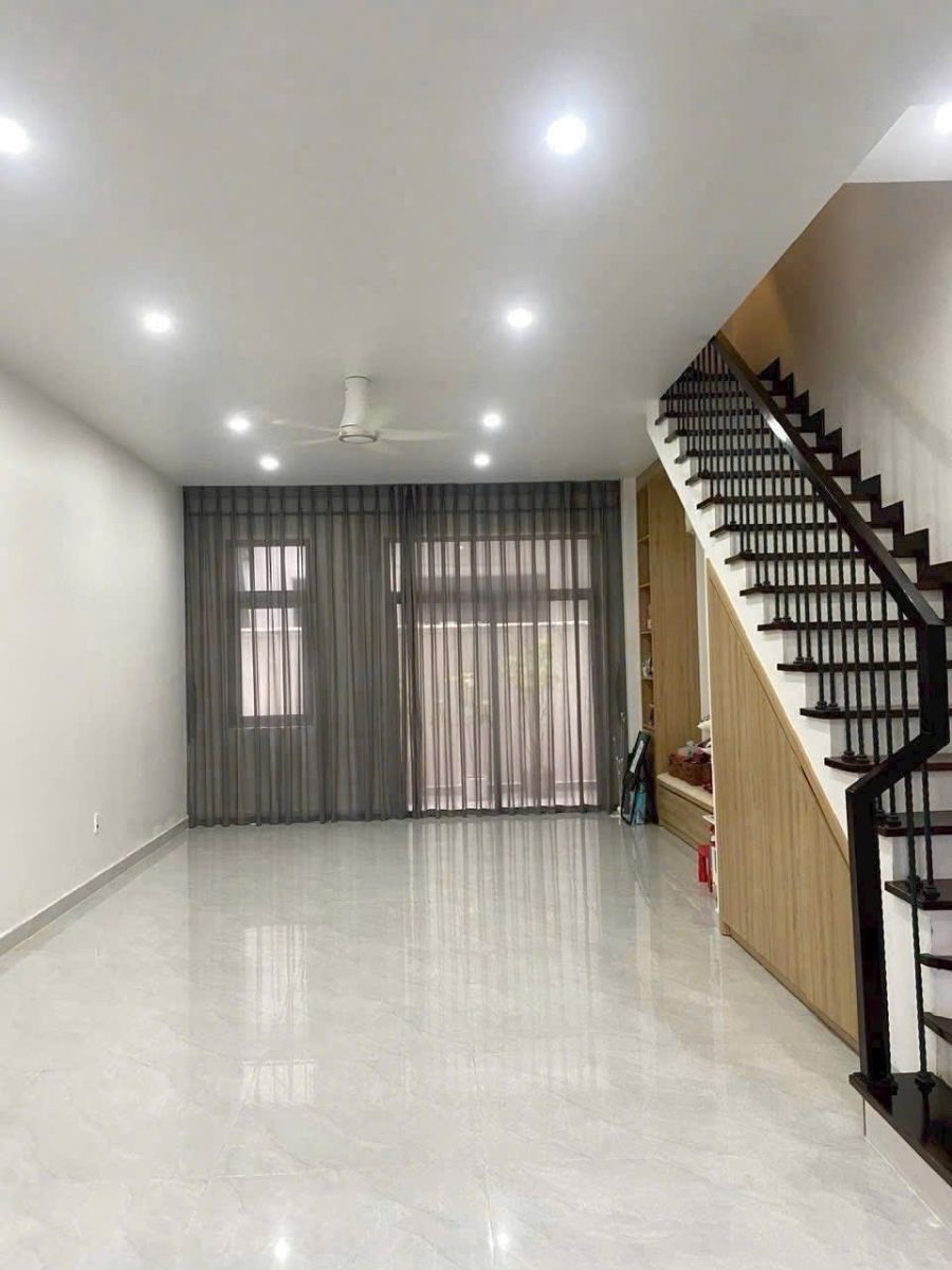 Bán Nhà Vin Marina – Võ Nguyên Giáp – 68m² x 5 Tầng – Giá 9,9 Tỷ