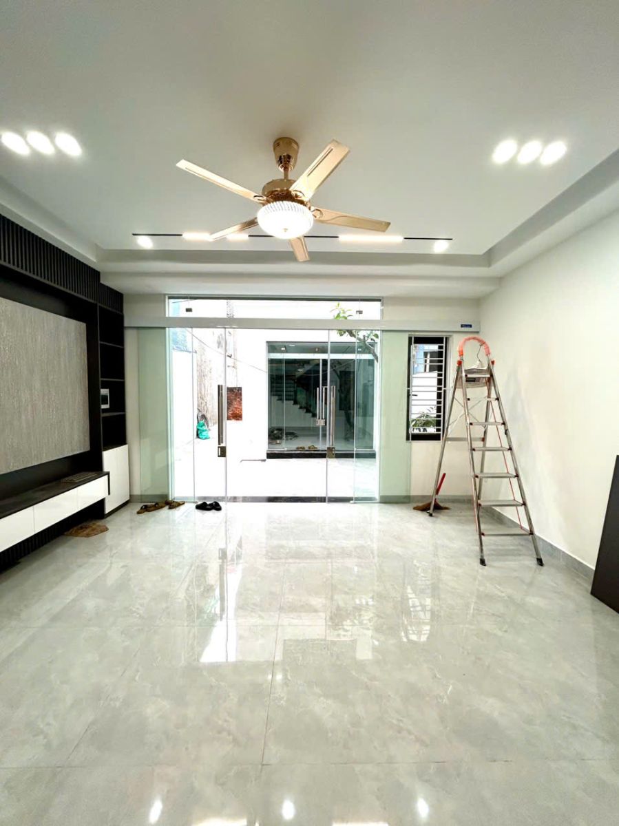 CHÍNH CHỦ BÁN 2 CĂN NHÀ MỚI XÂY – THIÊN LÔI – SÂN RỘNG – 3 PHÒNG NGỦ – GẦN AEON MALL