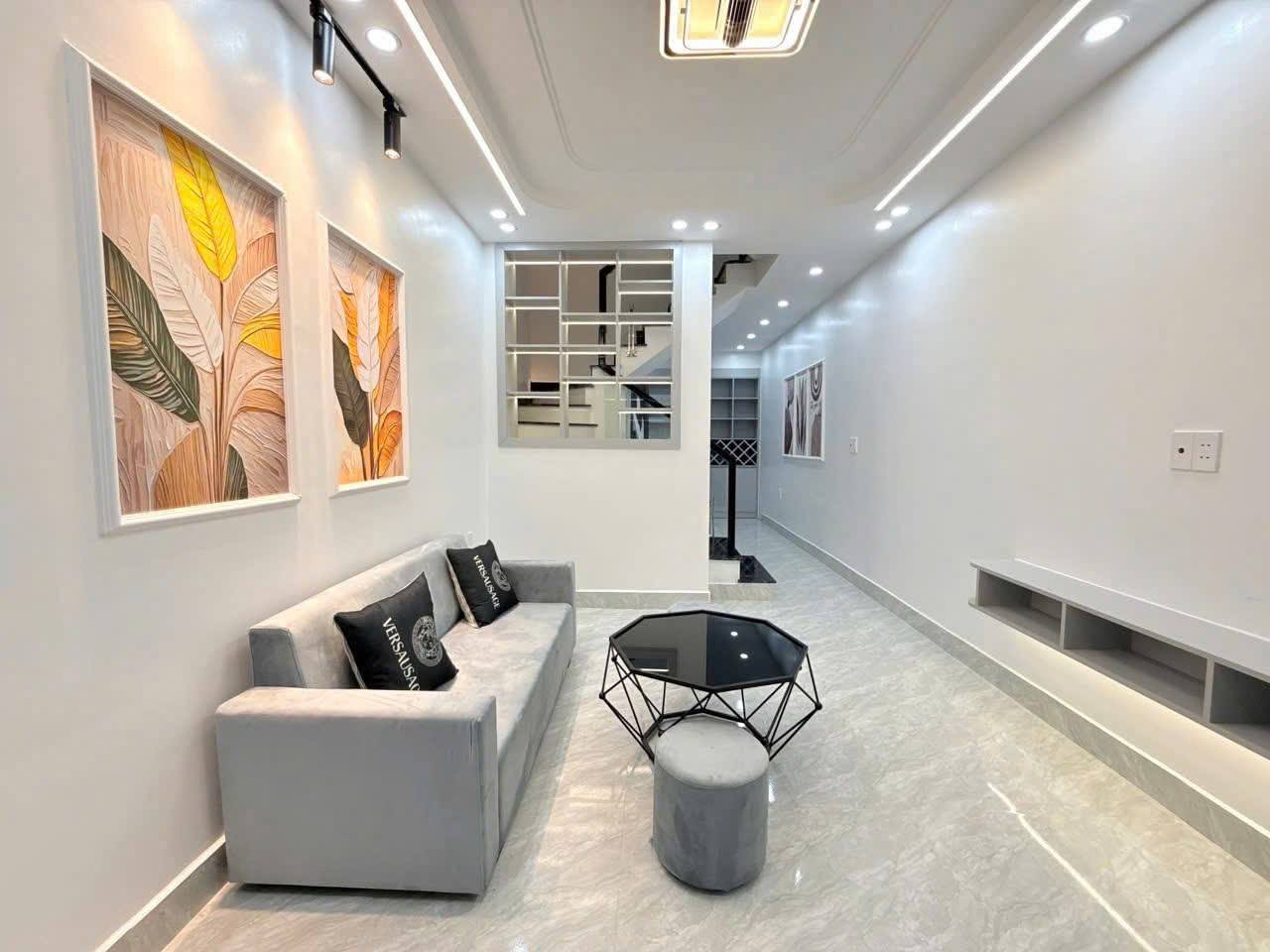 Nhà 3 Tầng – 30,1m² – Ngõ 284 Miếu Hai Xã – Giá 2,35 Tỷ