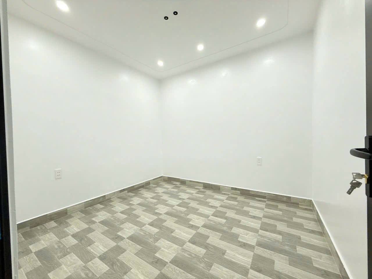 Nhà 3 Tầng – 30,1m² – Ngõ 284 Miếu Hai Xã – Giá 2,35 Tỷ