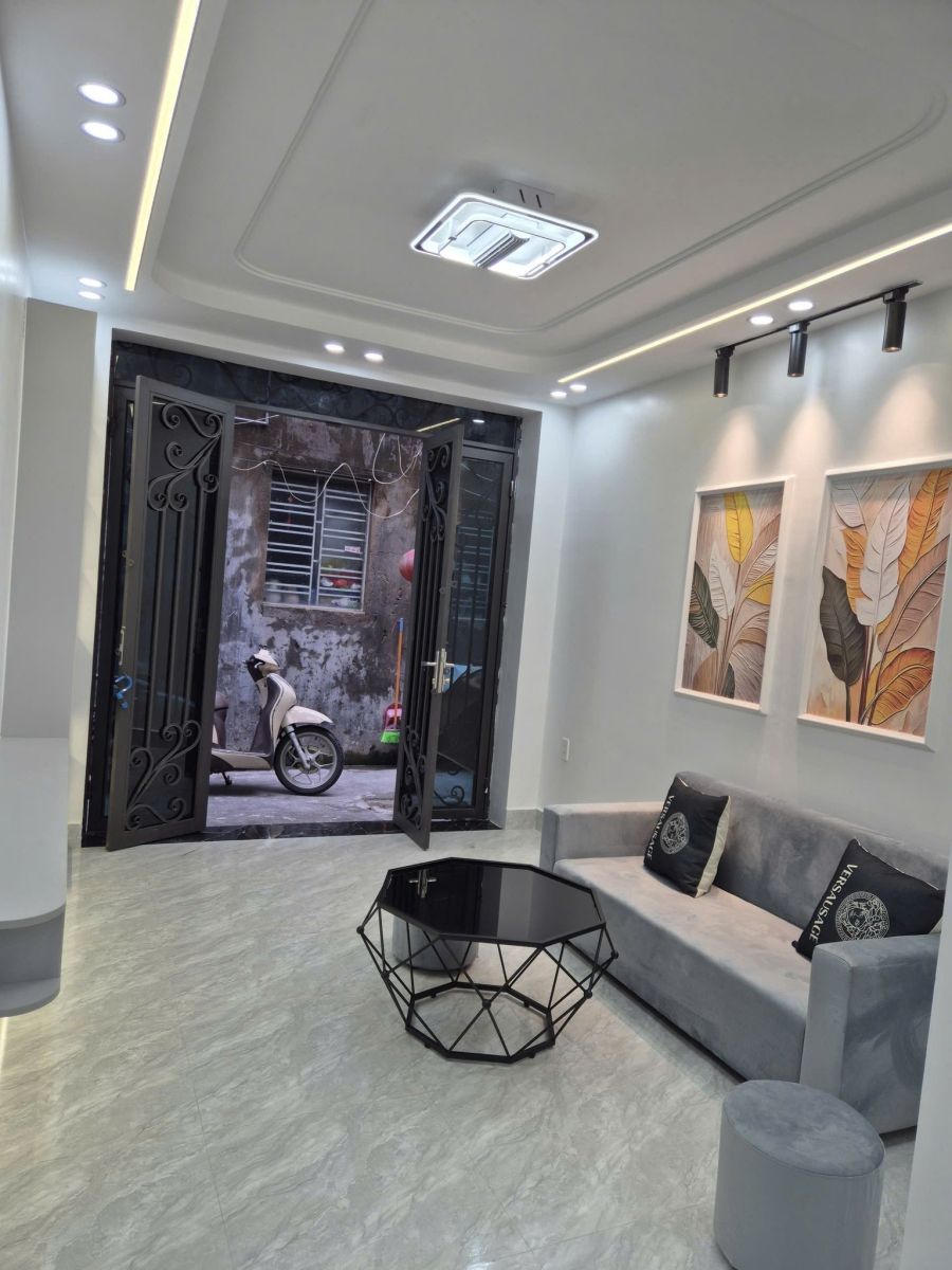 Nhà 3 Tầng – 30,1m² – Ngõ 284 Miếu Hai Xã – Giá 2,35 Tỷ