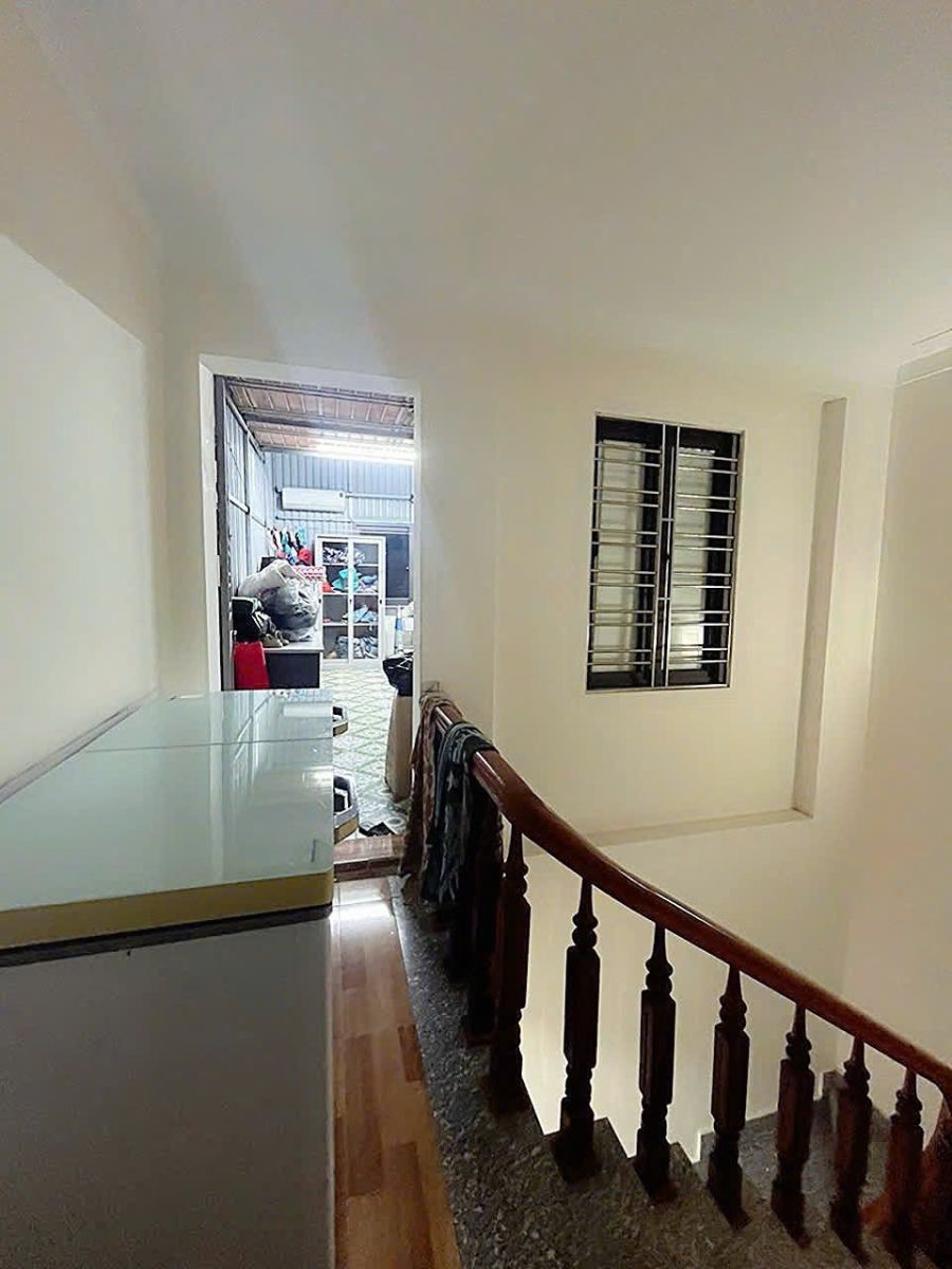 Nhà 4 tầng ngõ 418 Miếu Hai Xã – 46,4m² – Giá 3,29 tỷ