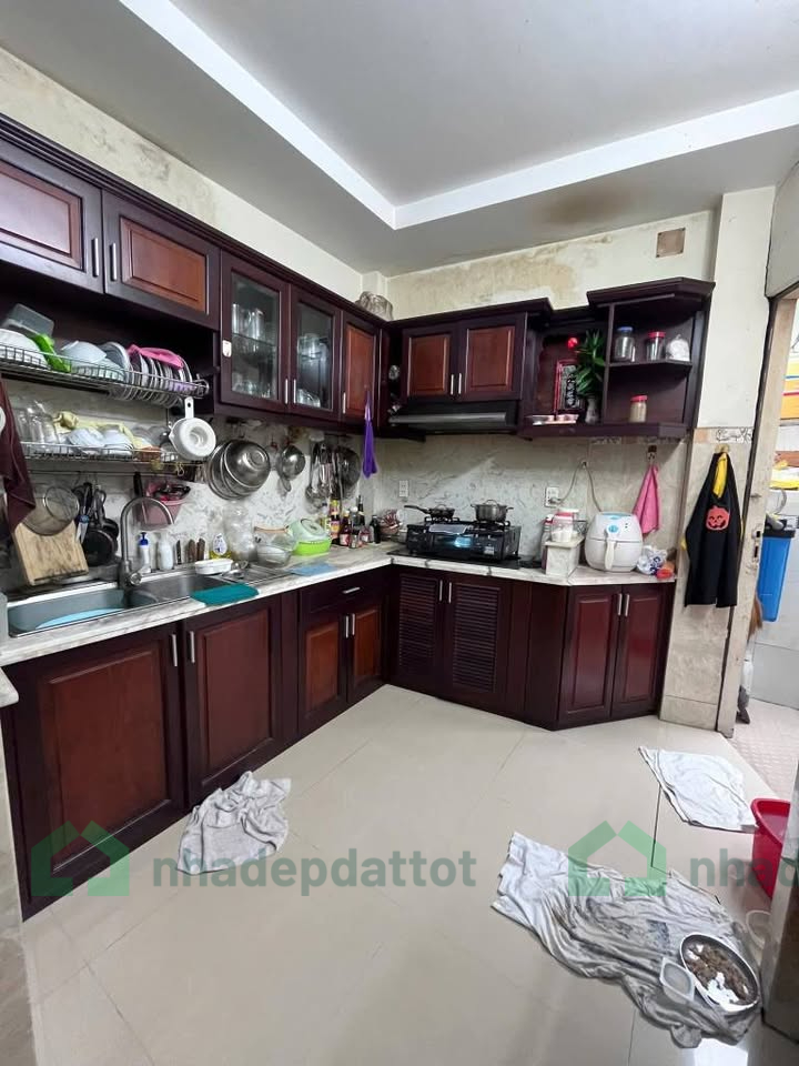 BÁN NHÀ 4 TẦNG – CÁCH MẶT TIỀN PHẠM THẾ HIỂN 20M – PHƯỜNG CHÁNH HƯNG, QUẬN 8, TP. HỒ CHÍ MINH