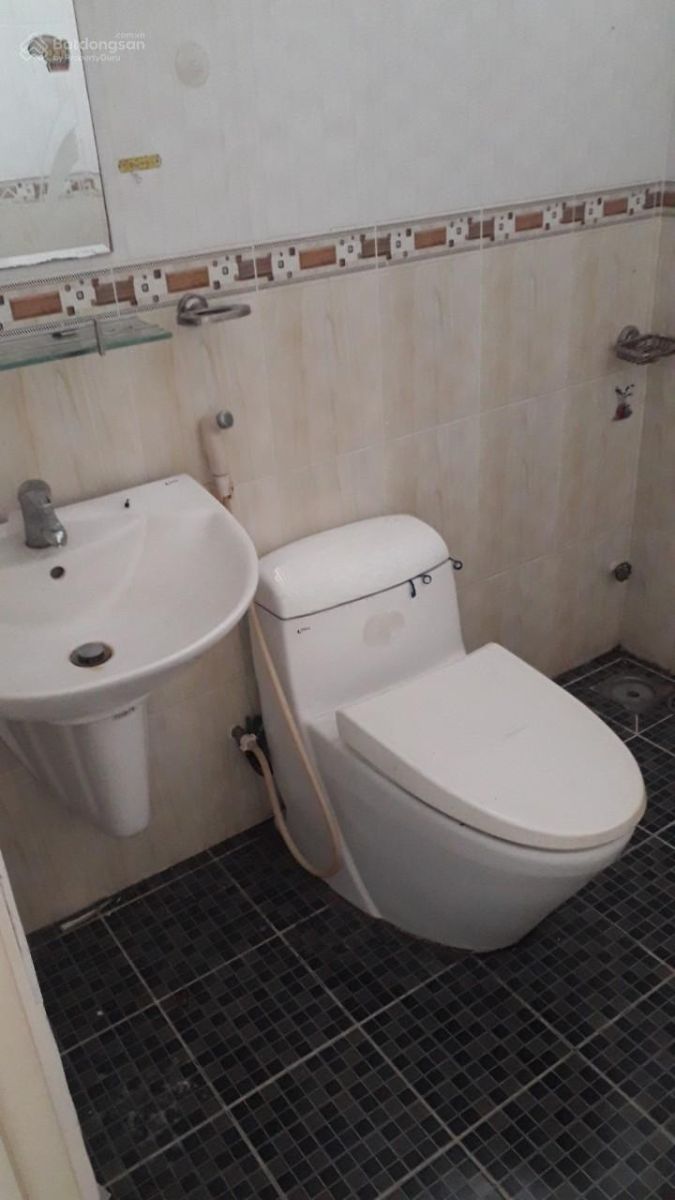 Cho thuê nhà nguyên căn KDC Bình Hưng, Bình Chánh. (Đối diện Bến xe Q. 8)