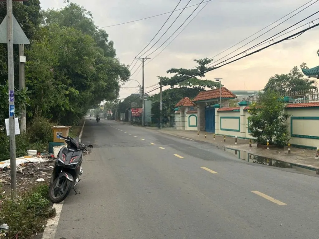 Nhà mặt tiền an hạ, xã phạm văn hai, bình chánh dt 112m2 giá 3 tỷ
