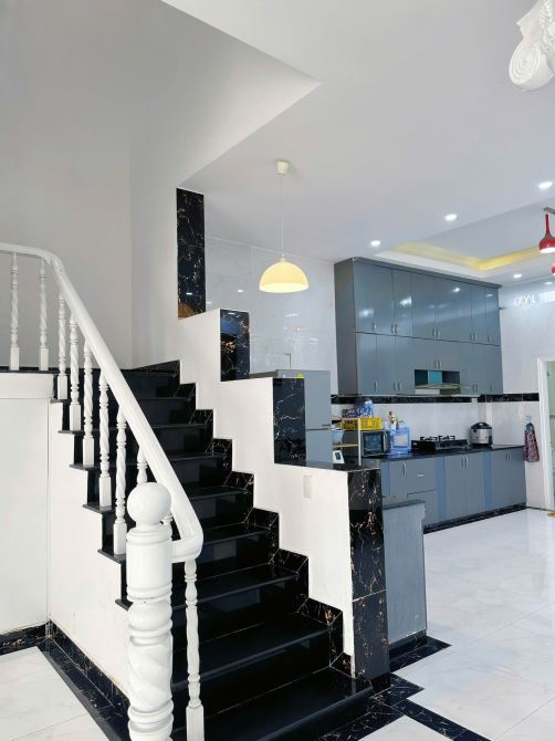 BÁN NHÀ 3 TẦNG - KDC ẤP 5, PHONG PHÚ, BÌNH CHÁNH