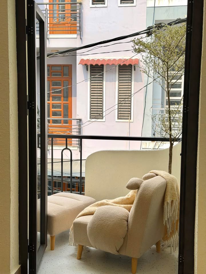🏠NHÀ ĐẸP 100% – 3PN, HẺM 6M THÔNG – SÁT AEON TÂN PHÚ, BÌNH TÂN🏠