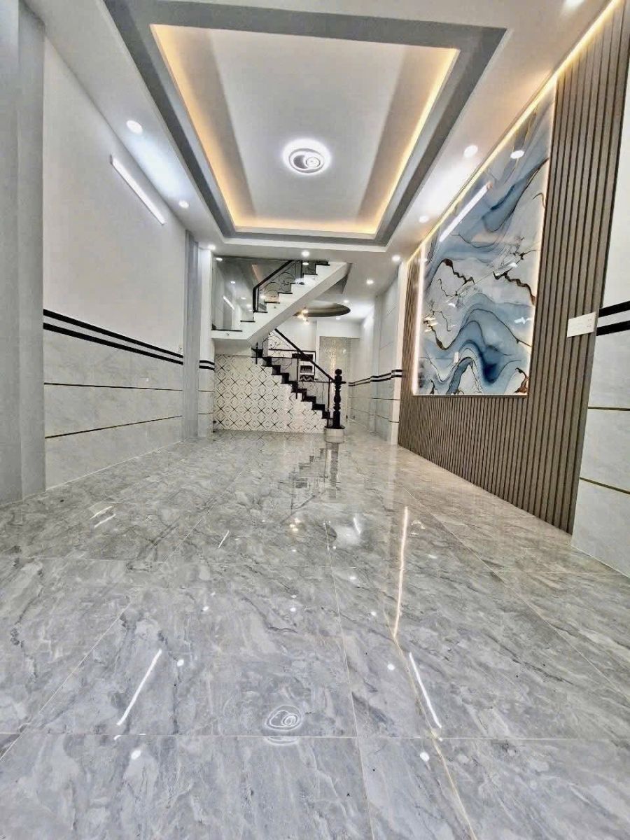 NHÀ ĐẸP LÊ VĂN QUỚI – XE HƠI NGỦ TRONG NHÀ – GIÁ CHỈ 5,9 TỶ