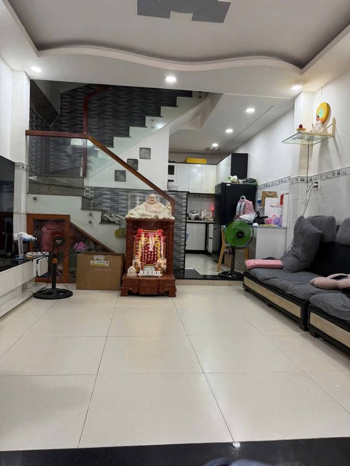 Nhà mới giá tốt - 32m2 - Lê Đình Cẩn,  Tân Tạo, Bình Tân - Giá 3 tỷ 650